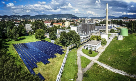  Austria: New Medium-Temperature Collectors Show Remarkable Yield in District Heating Use