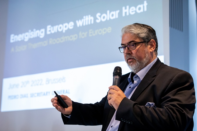  Energising Europe with solar heat – a Solar Thermal Roadmap