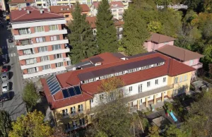 Positive Energy Districts